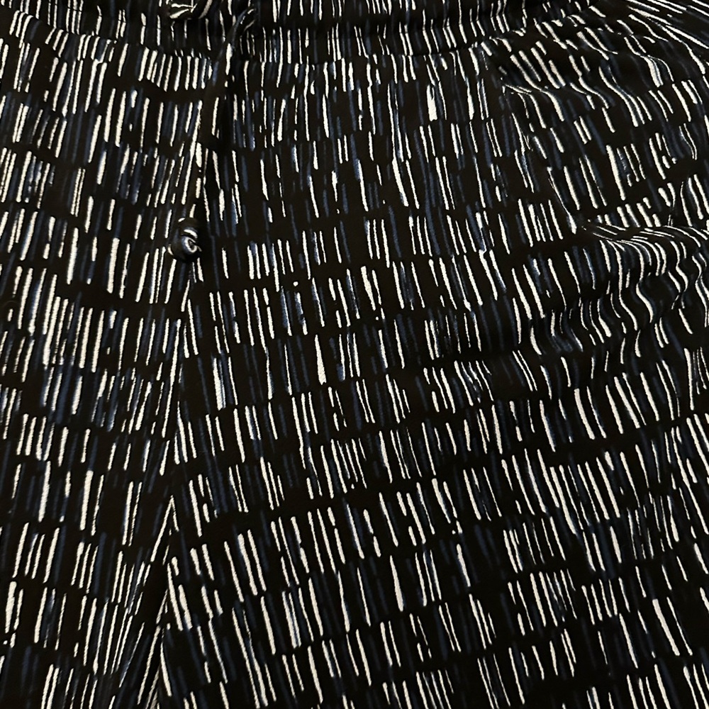 Banana Republic Black and White Patterned Skirt